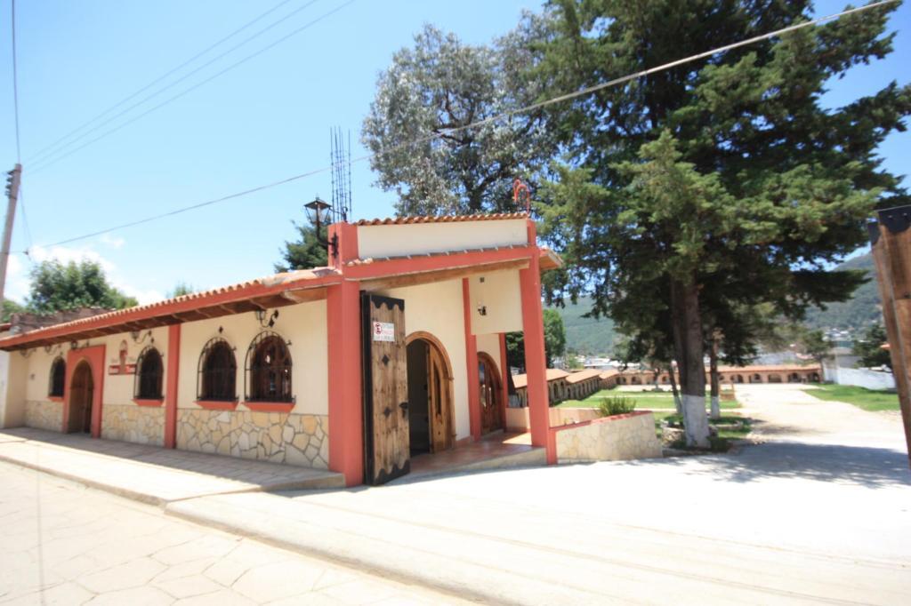 Hotel Santo Tomas Mexico San Cristobal De Las Casas Exterior photo