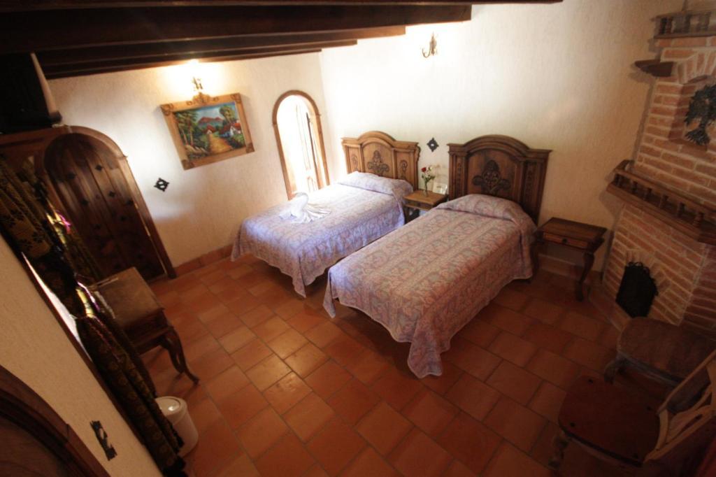 Hotel Santo Tomas Mexico San Cristobal De Las Casas Room photo
